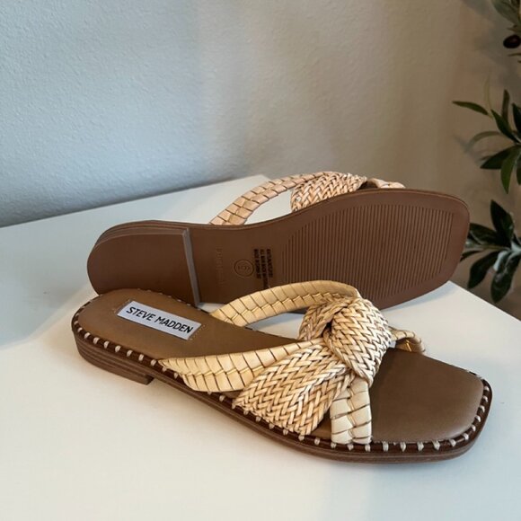 [NWT!] Steve Madden Kaitlin Sandal - Picture 4 of 4